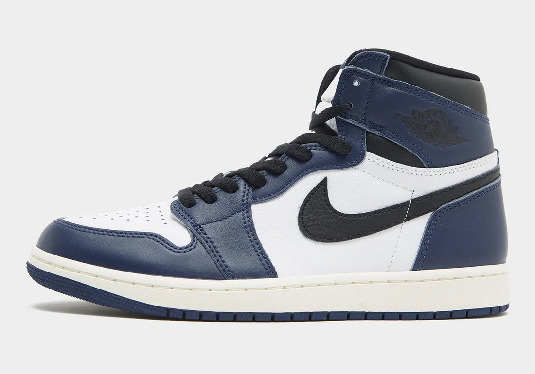 Official Retailer Images of the Air Jordan 1 Retro High OG “Midnight Navy” Reveal Classic Style with a Modern Twist