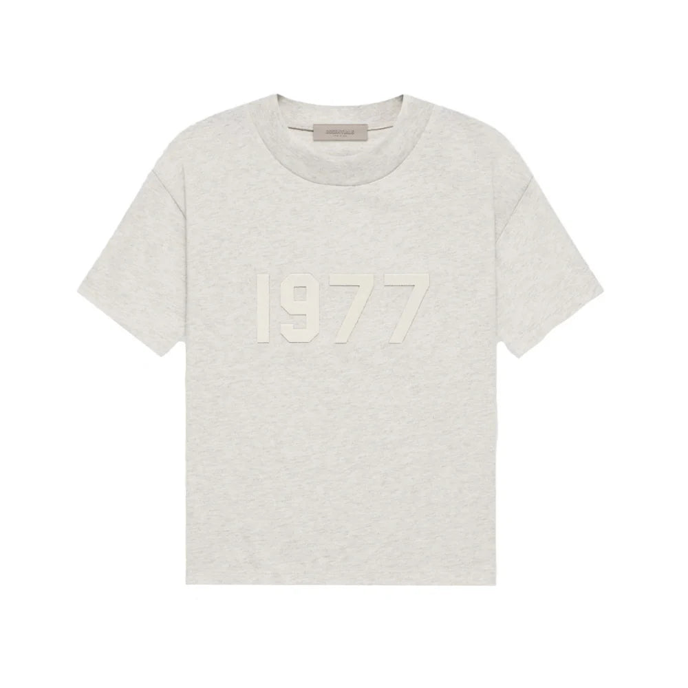 FEAR OF GOD ESSENTIALS 1977 T-SHIRT LIGHT OATMEAL