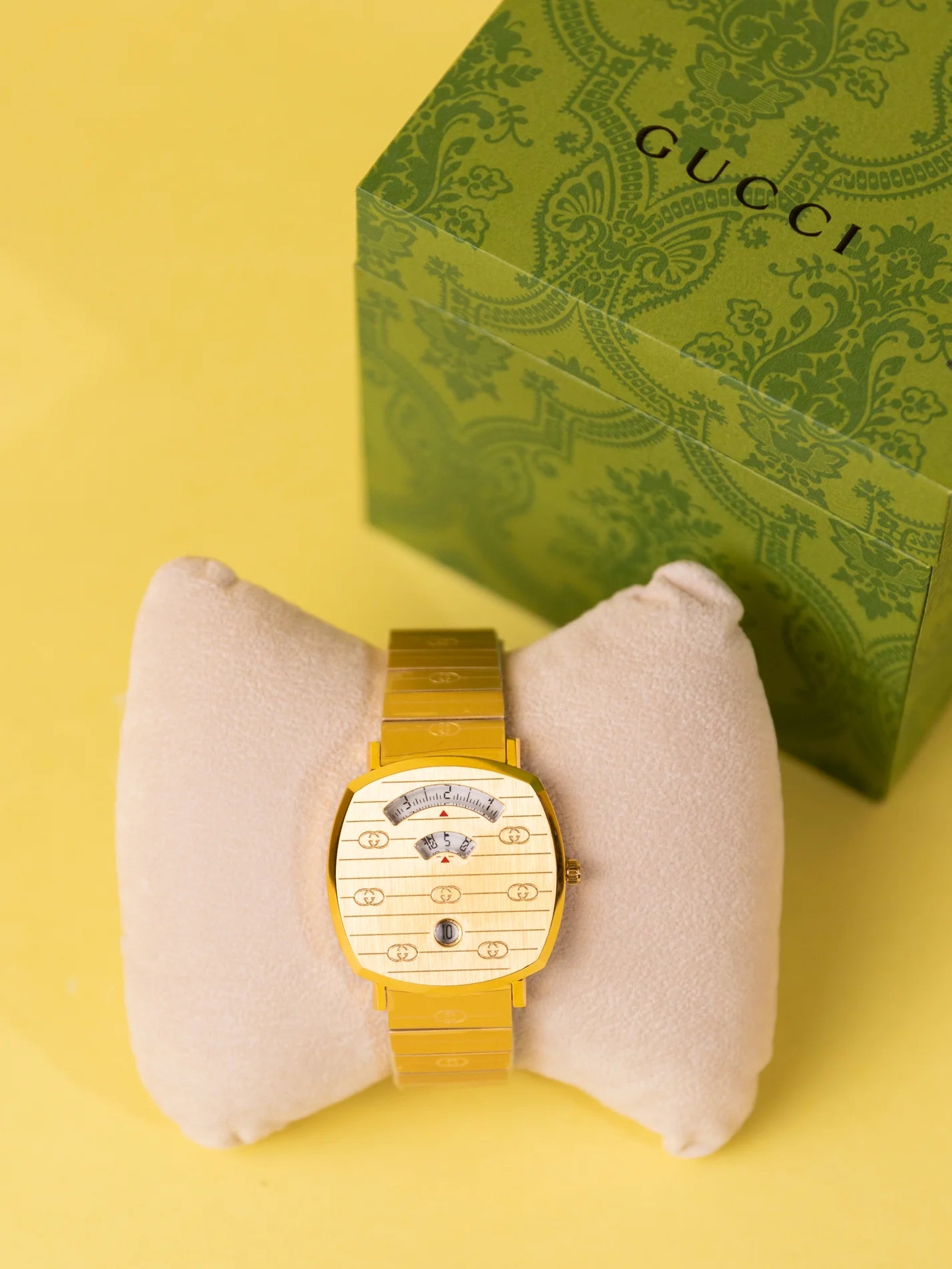 Brand New Gucci Full Gold PVD Unisex 38mm Watch YA157502